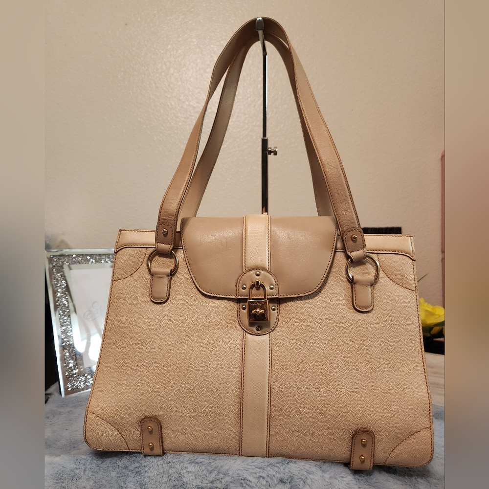 Salvotore Ferregamo Vintage Bag